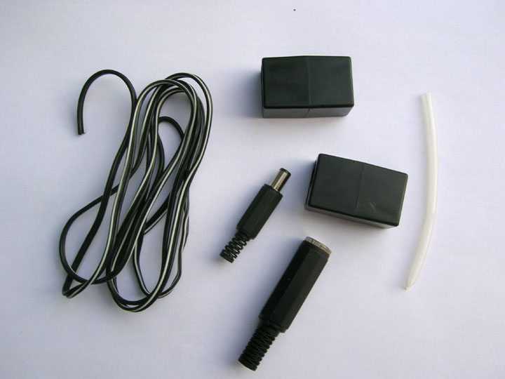 {{attachment:PoEBauteile.JPG|PoE-Adapter|Bauteile|height=300